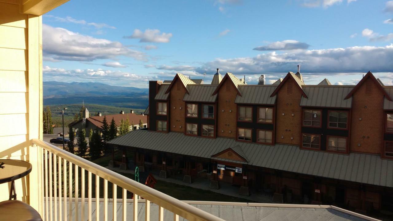 Village Center 2 Bedroom Condo Big White Exterior foto